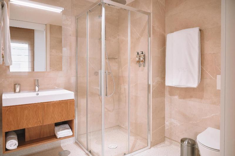 BFRESH Hotel - Padel Pool & Fitness - Adults Only - image 18