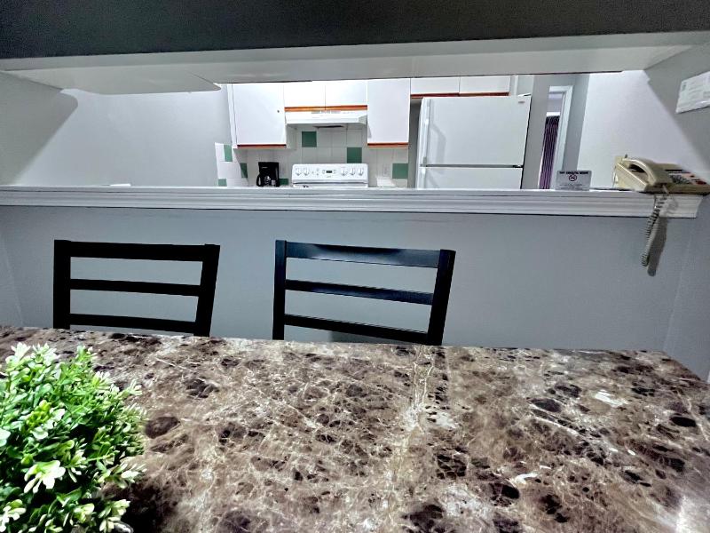 Canadian Rockies Chalets by Trilink - 2 & 3 Bedroom Condos - Self Check-In - Walking Distance to Downtown - Free Parking - Pet-Friendly - No AC - image 43