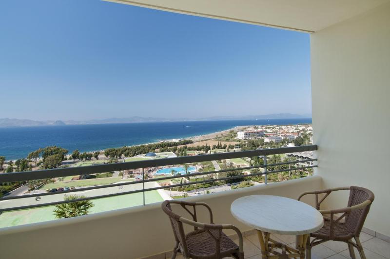 Junior Suite with Sea View image 2