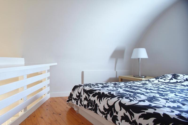 Suite with Jetted Tub - Split Level image 3