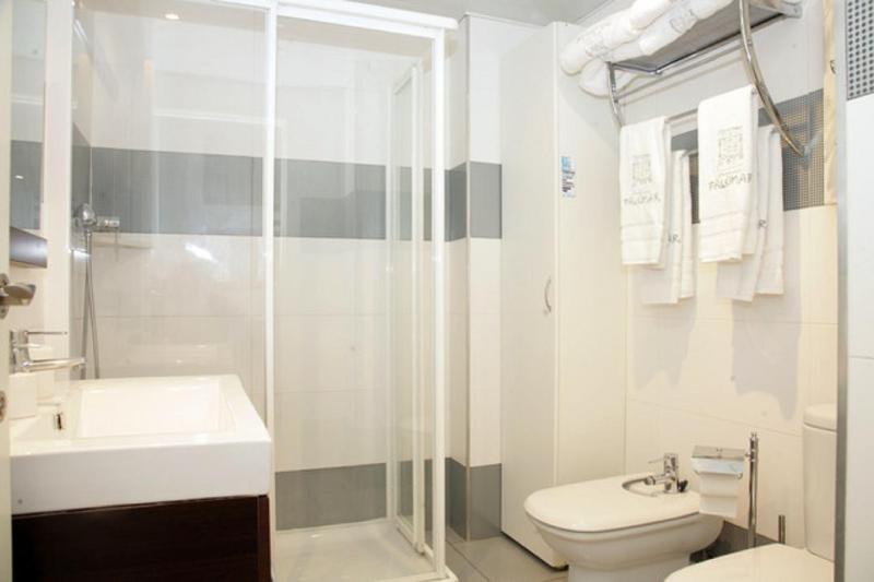 Three-Bedroom Duplex Apartment image 4