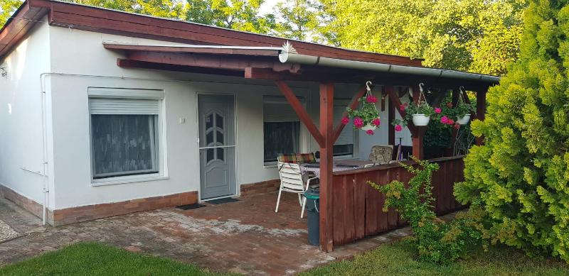One-Bedroom House image 1