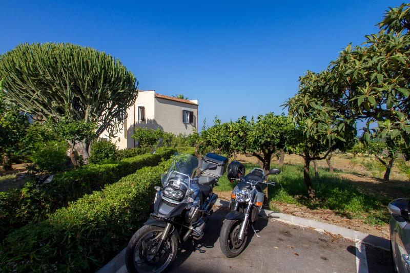 Bouganville B&B - image 29