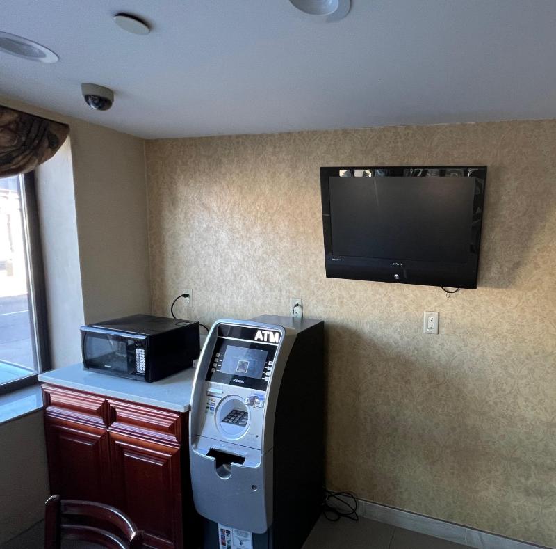 King Room image 1
