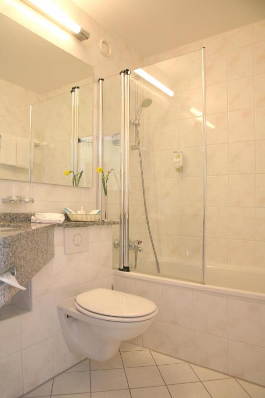 Classic Single Room image 2
