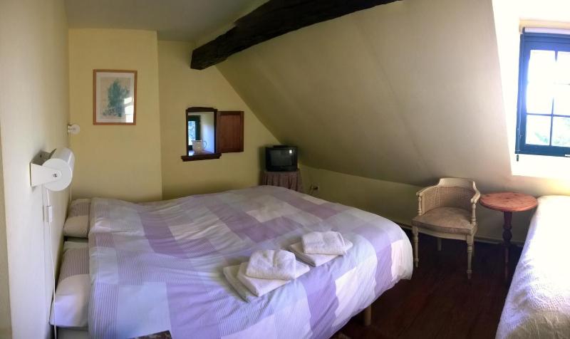 Triple Room image 2