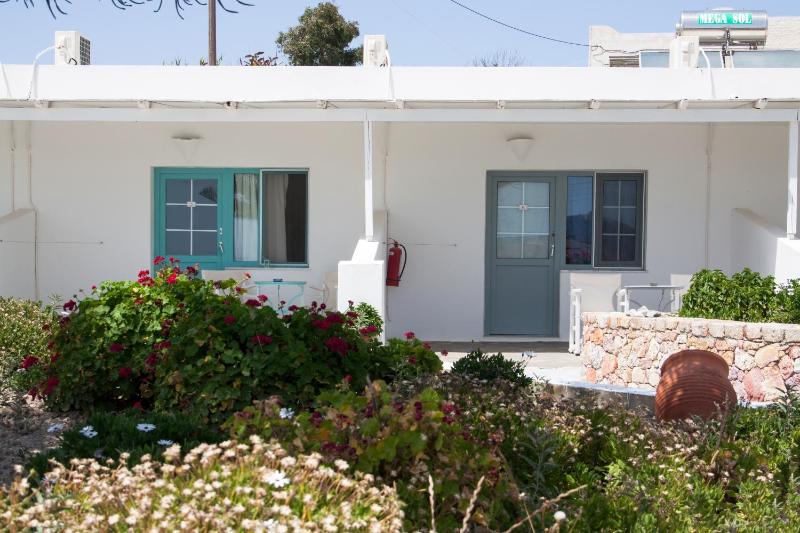 Studio with Sea View - 1 Double Bed image 2
