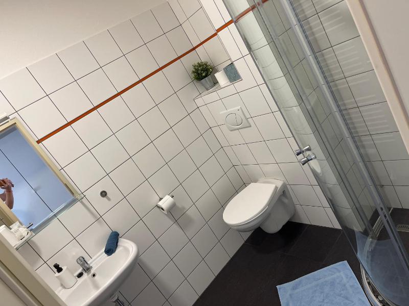 Twin Room with View image 4