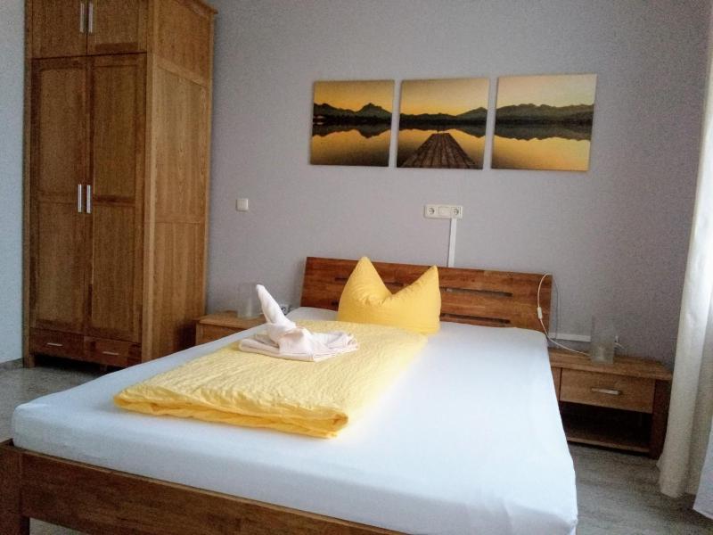 Single Room image 4