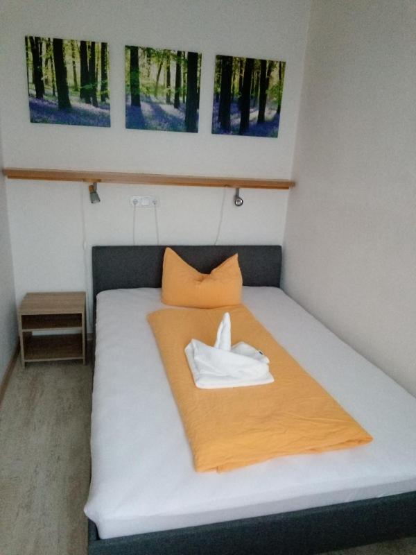 Single Room image 3