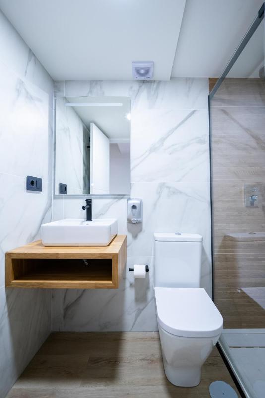 Apartamentos Málaga Premium - Calle San Telmo - image 36