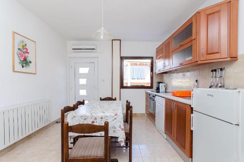 Apartments Ljubica J - image 48