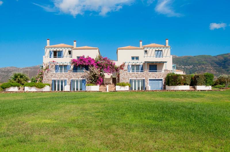 Villa - Beach Front image 2