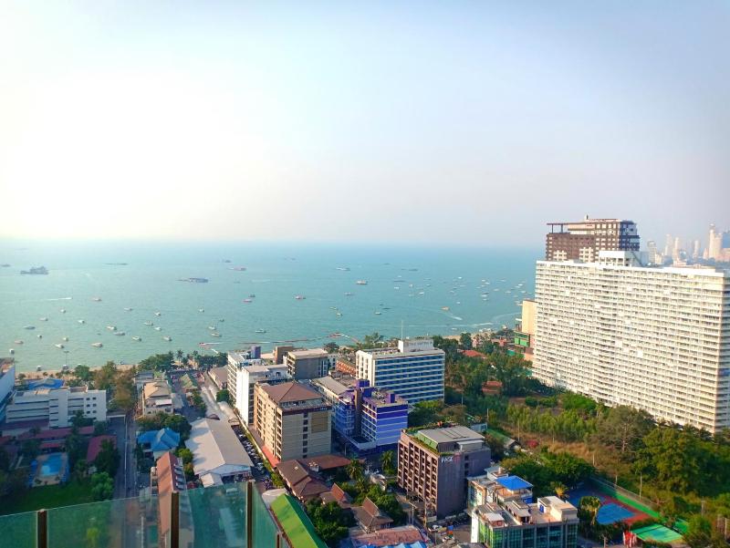 The Base Horizon Central Pattaya - image 10