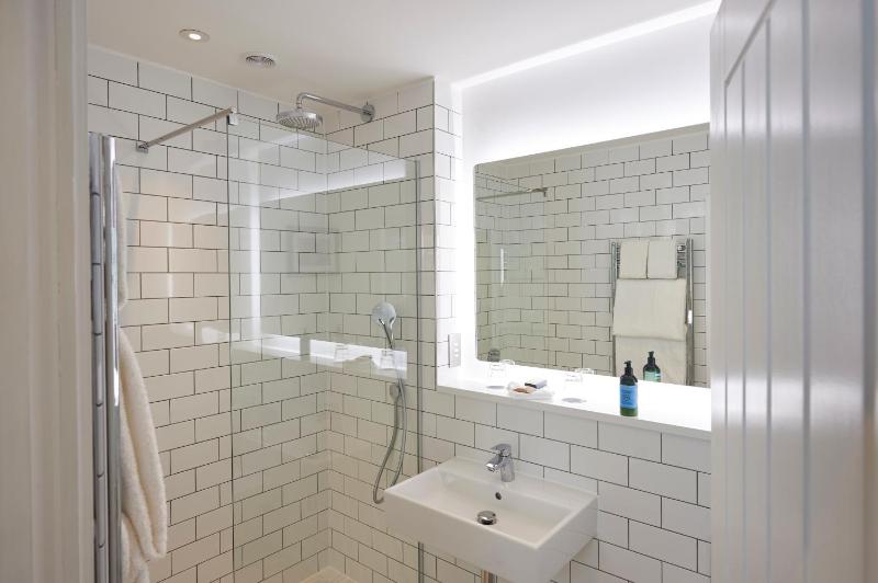 Suite image 2