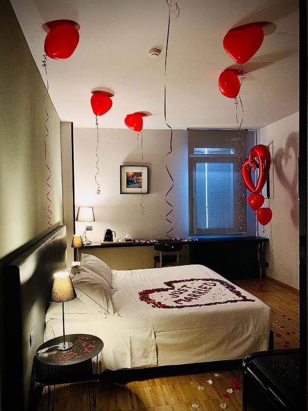 Deluxe Room image 4