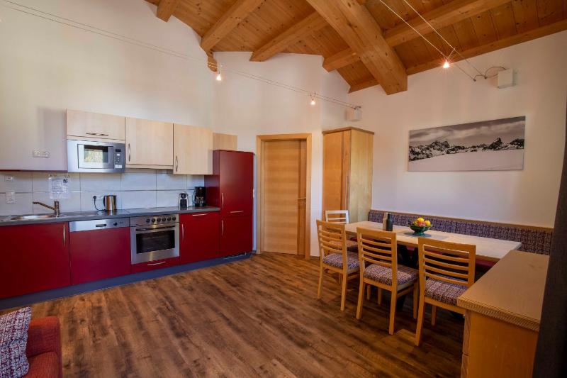 Standard Three-Bedroom Apartment with Balcony image 1
