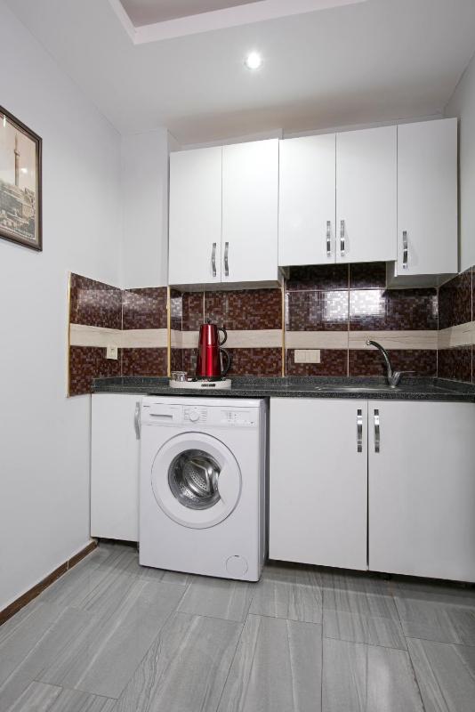 Gvar Apart Hotel - image 4