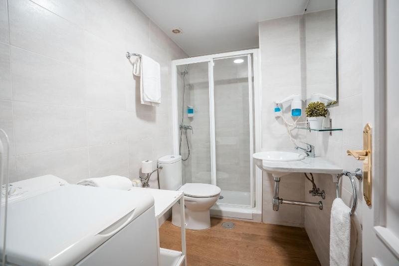 Studio Apartment - 35 image 3