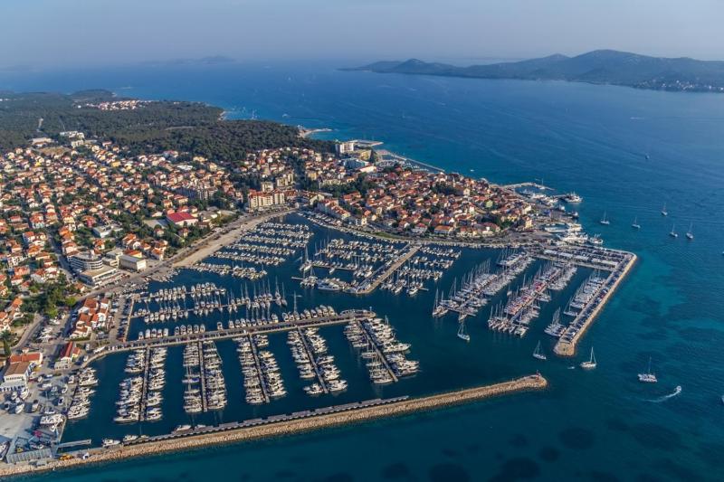 Apartment in Biograd na Moru with Terrace Air conditioning Wi-Fi 4801-1 - image 14