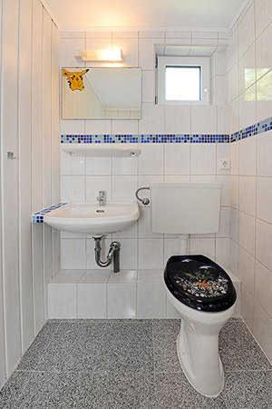 Three-Bedroom House image 4