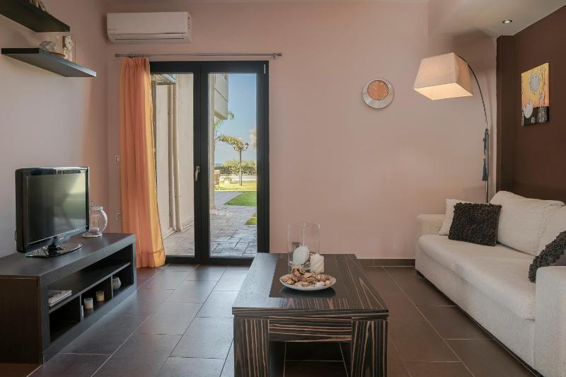Queen Bee Residence - image 32