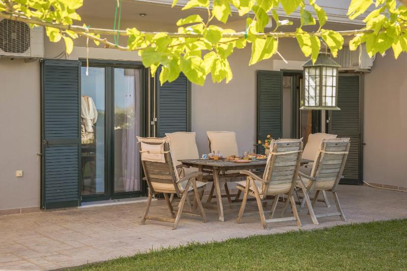 Queen Bee Residence - image 5
