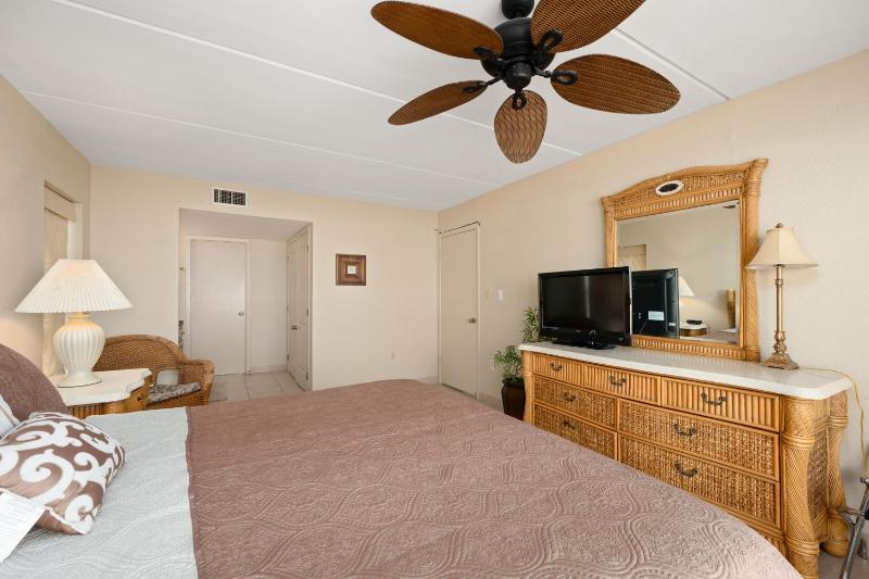 Apartment with Balcony image 2