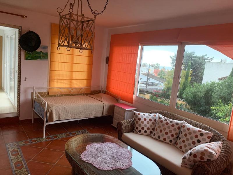 Beach Villa Costanera in Marbella - image 5