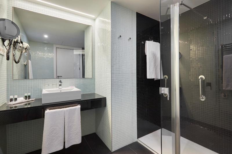 Single Room image 1