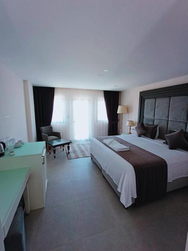 The Mediteran Hotel - image 8