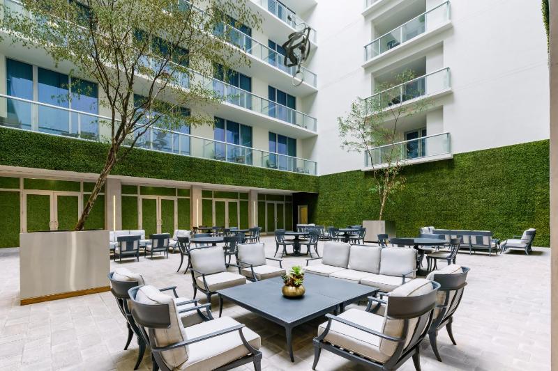 Costa Hollywood Beach Resort - An All-Suite Hotel - image 30
