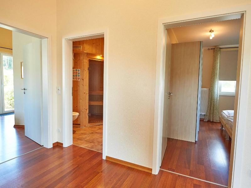 Villa Sommerwind - WG 01 mit Sauna Kamin und Terrasse - image 20