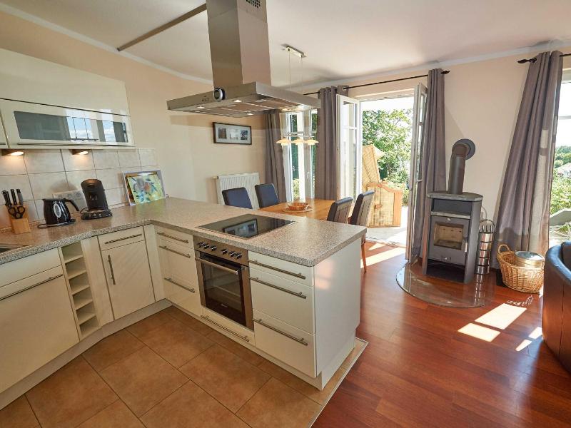 Villa Sommerwind - WG 02 mit Terrasse Kamin und Sauna - image 2