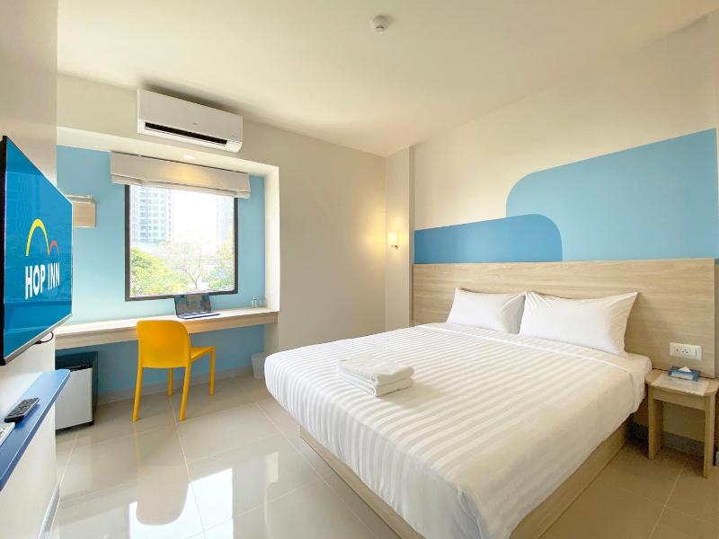 Standard Double Room image 1