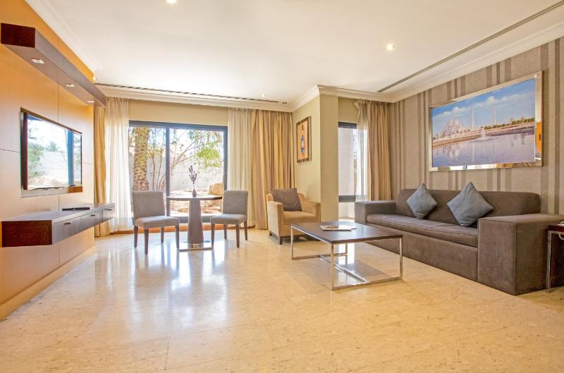Family Room image 4