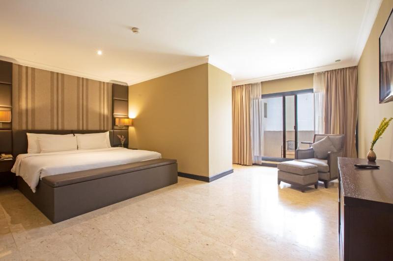 Executive Suite image 1