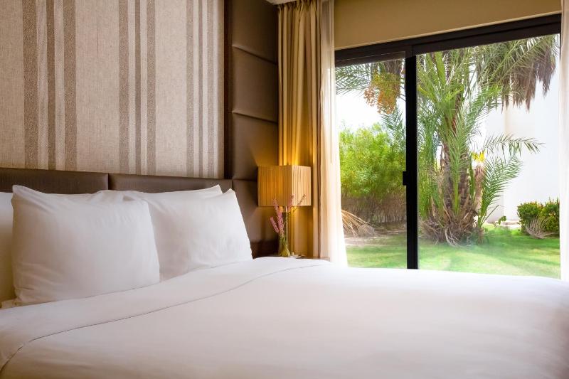 Junior Suite image 1