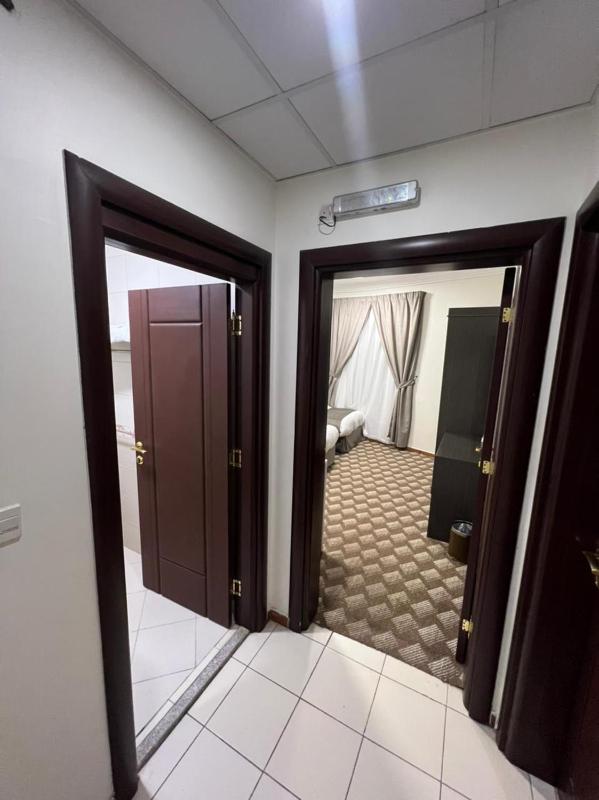 Triple Room with Private External Bathroom image 3