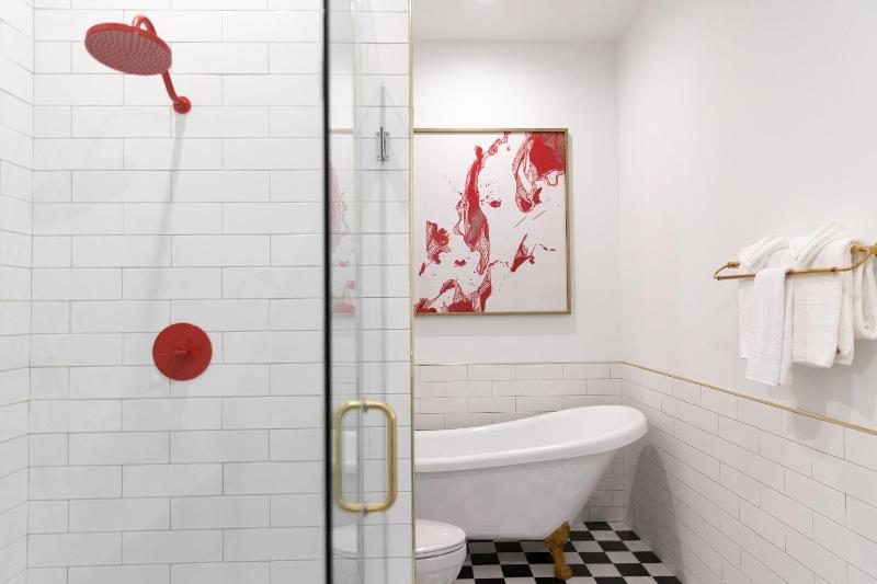 The Vendue Downtown Art Hotel - image 25