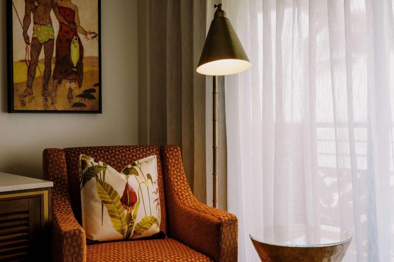 King Room with Garden View image 3