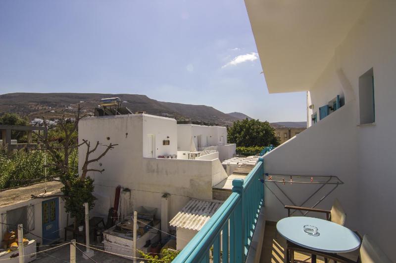 Studio with Balcony image 1
