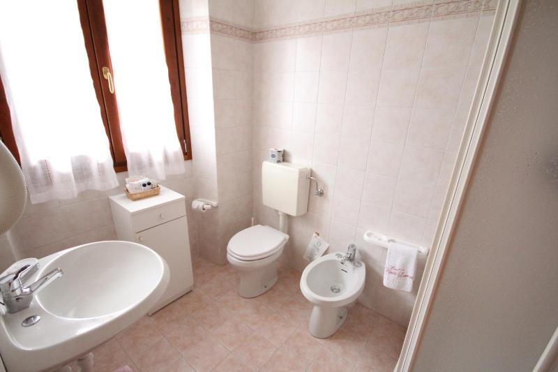 Standard Double or Twin Room image 2