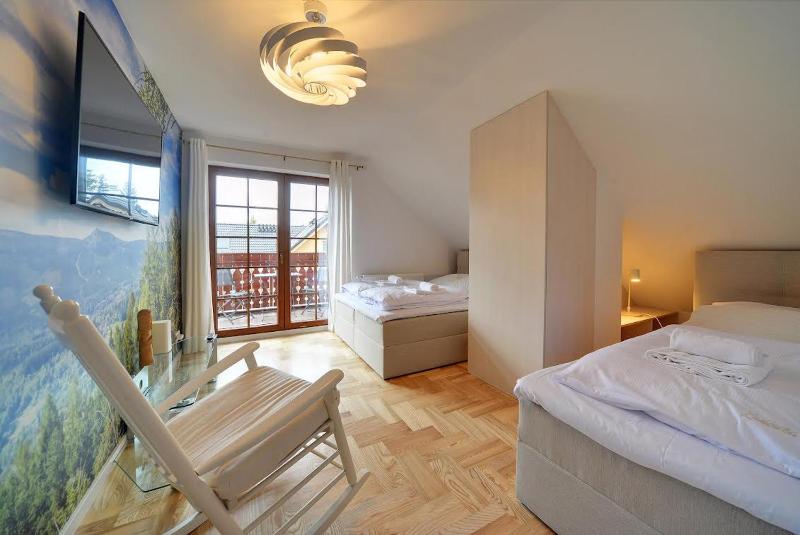 Trevilles apartamenty Kasiowka - Apartament 13 os z 4 sypialniami 3 łazienkami i kominkiem - image 14