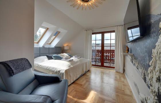 Trevilles apartamenty Kasiowka - Apartament 13 os z 4 sypialniami 3 łazienkami i kominkiem - image 16