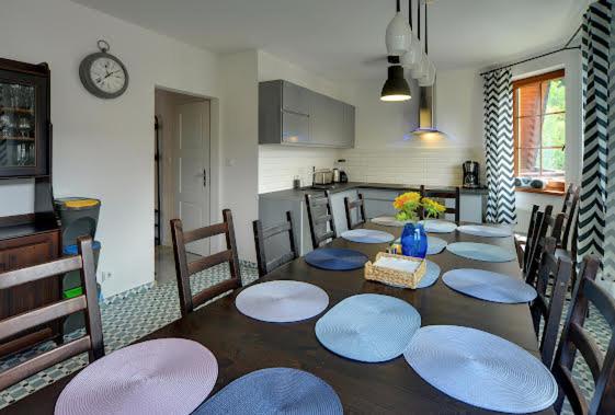 Trevilles apartamenty Kasiowka - Apartament 13 os z 4 sypialniami 3 łazienkami i kominkiem - image 18
