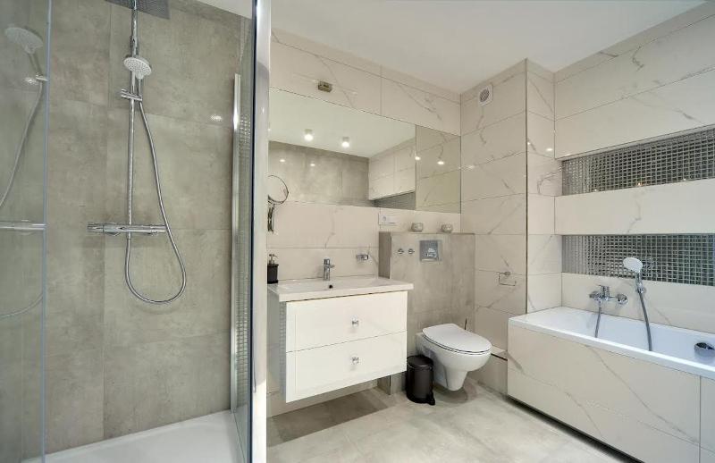 Trevilles apartamenty Kasiowka - Apartament 13 os z 4 sypialniami 3 łazienkami i kominkiem - image 37