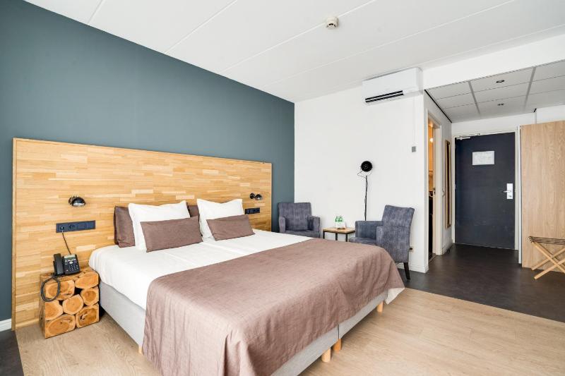 Comfort Double Room with Shower image 3