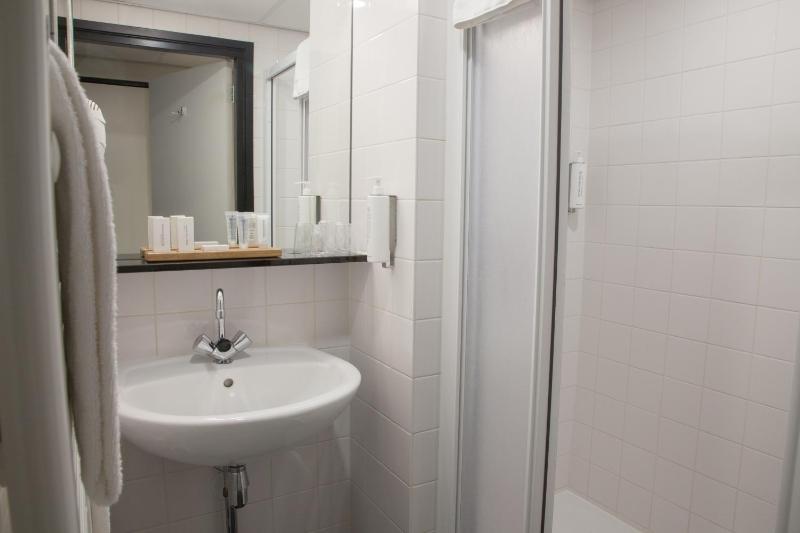 Double Room image 2