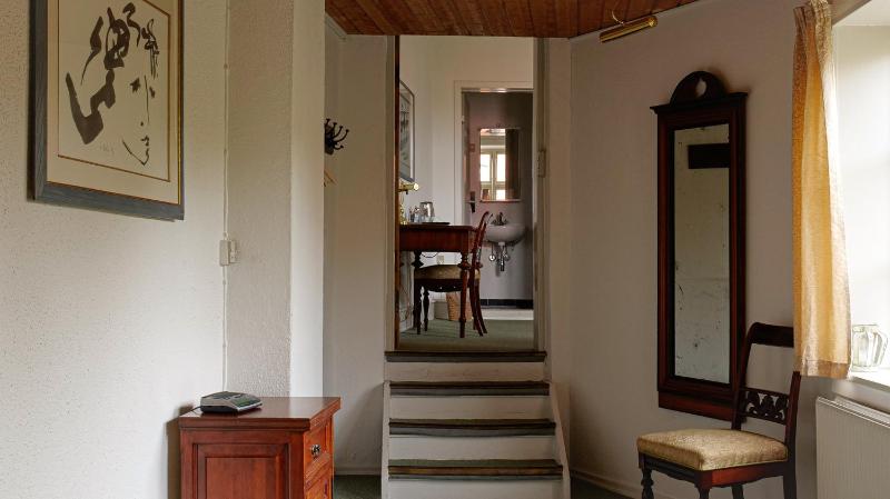Large Double Room image 2